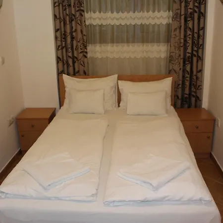 Esprit Hotel 3*