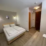 Esprit Hotel 3*